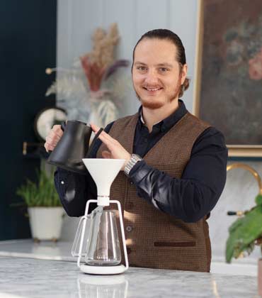 Record C-Price in Green Coffee: Impact on the Coffee Industry and Consumers