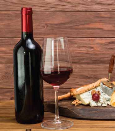 Exploring the art of Wine and Food Pairing: A Gateway to New Experiences