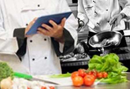 Why Employ a Food Service Management Software?